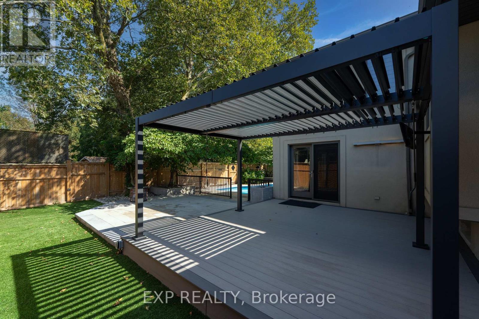 6559 Jupiter Boulevard, Niagara Falls (Stamford), ON - Outdoor With Deck Patio Veranda