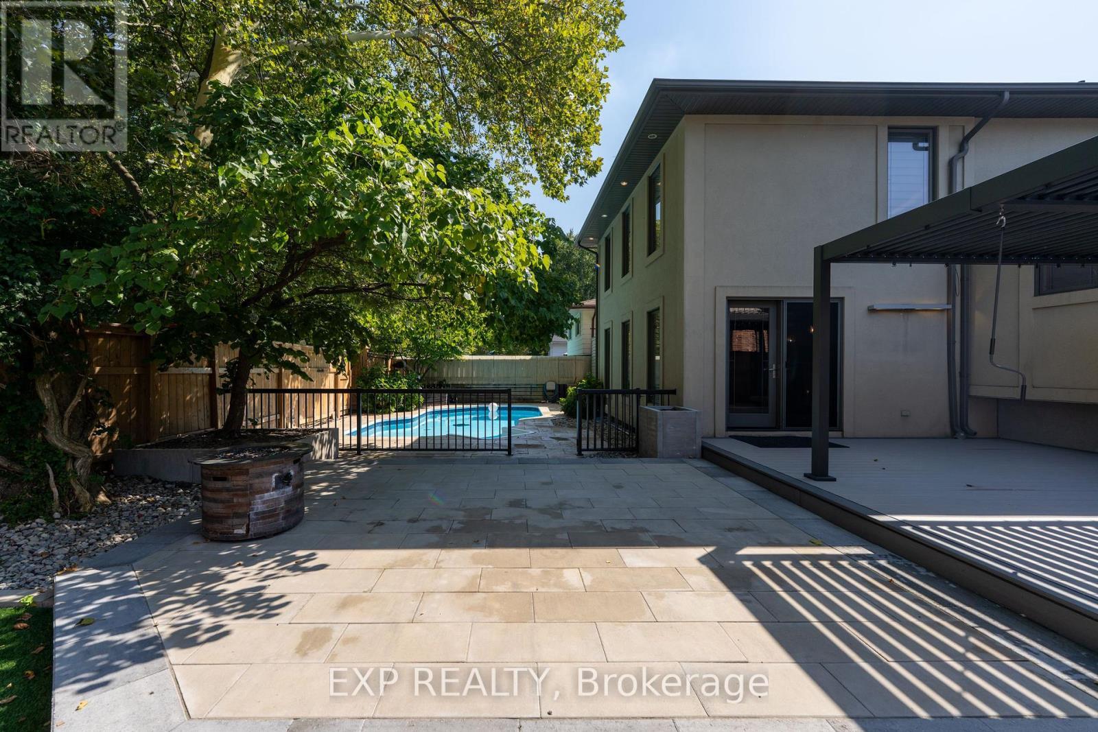 6559 Jupiter Boulevard, Niagara Falls (Stamford), ON - Outdoor