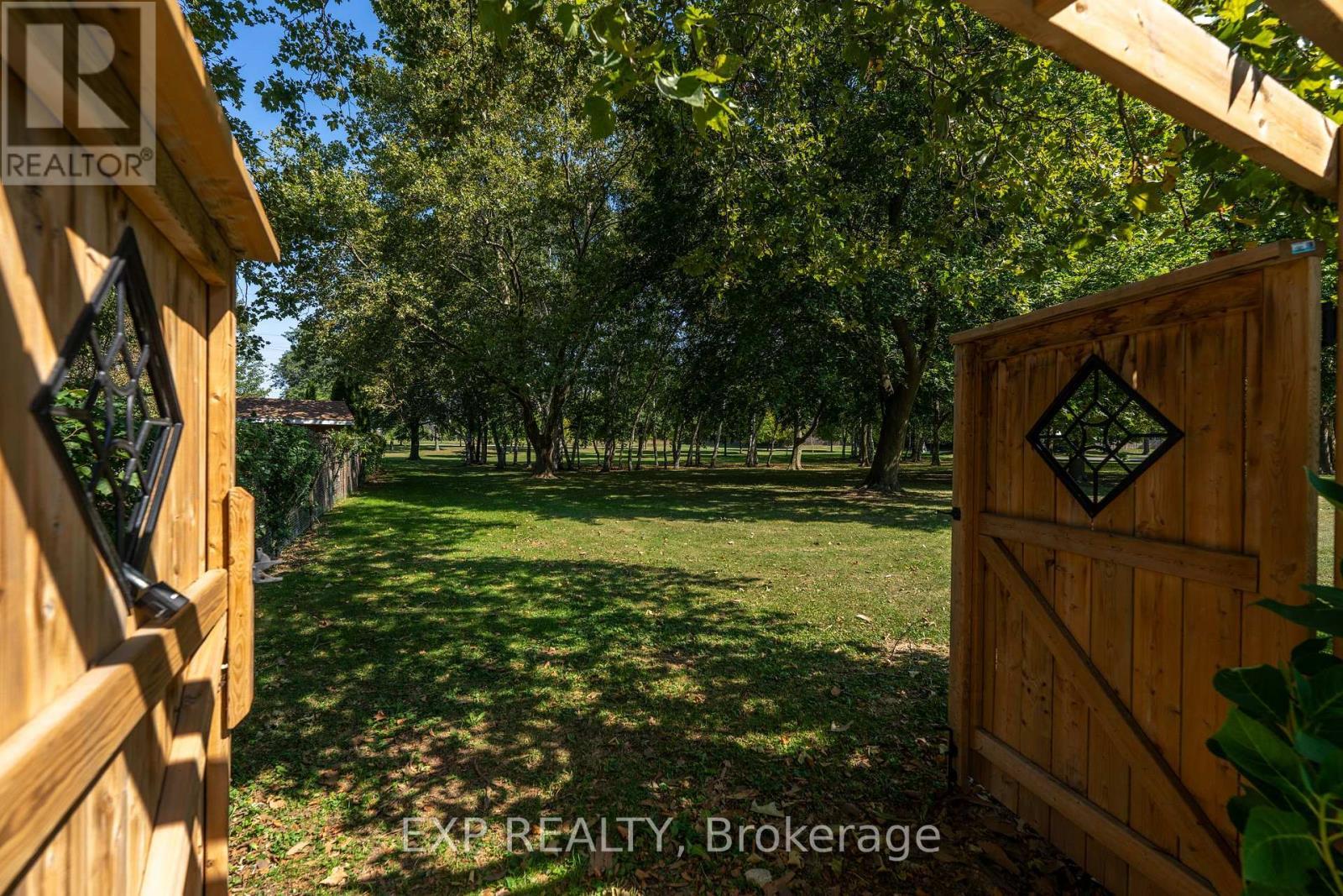 6559 Jupiter Boulevard, Niagara Falls (Stamford), ON - Outdoor