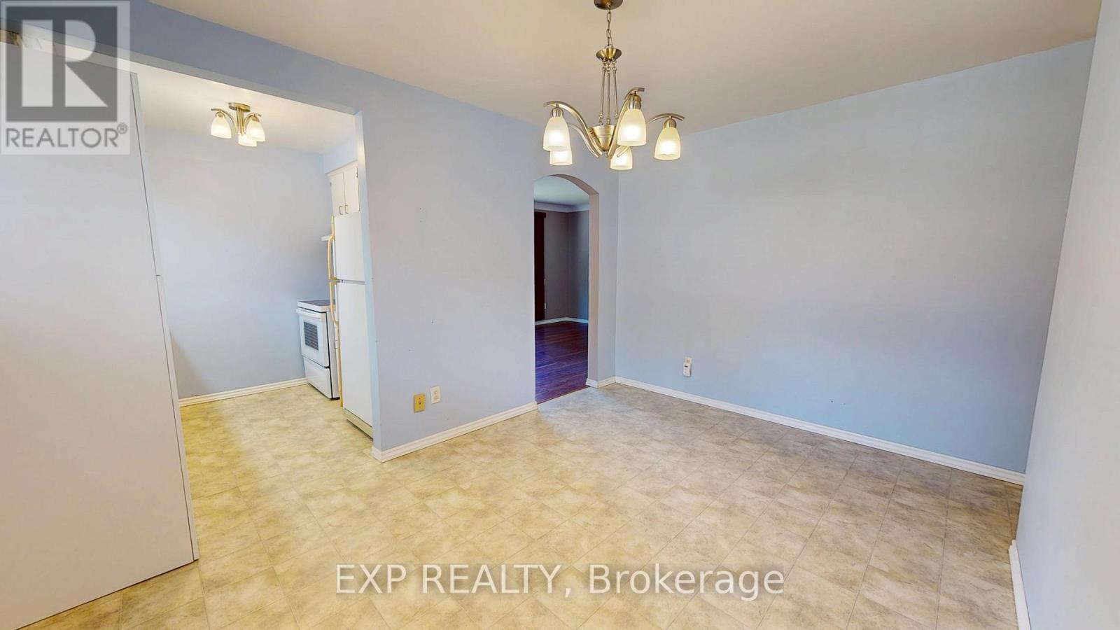 3312 Addison Avenue, Niagara Falls (Church'S Lane), ON - Indoor Photo Showing Other Room