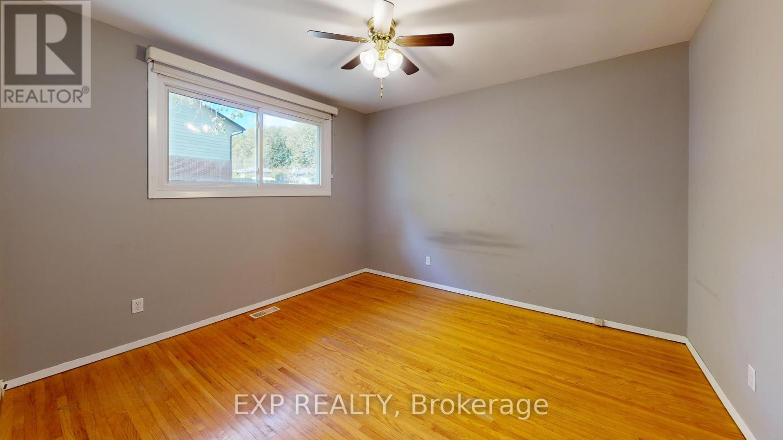 3312 Addison Avenue, Niagara Falls (Church'S Lane), ON - Indoor Photo Showing Other Room