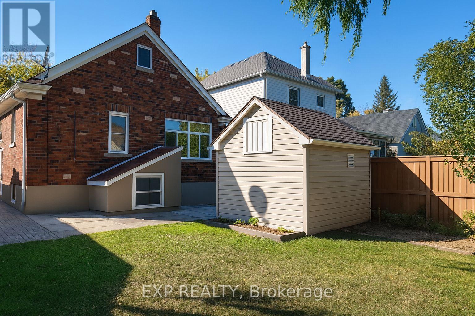 20 Marmora Street, St. Catharines (E. Chester), ON - Outdoor