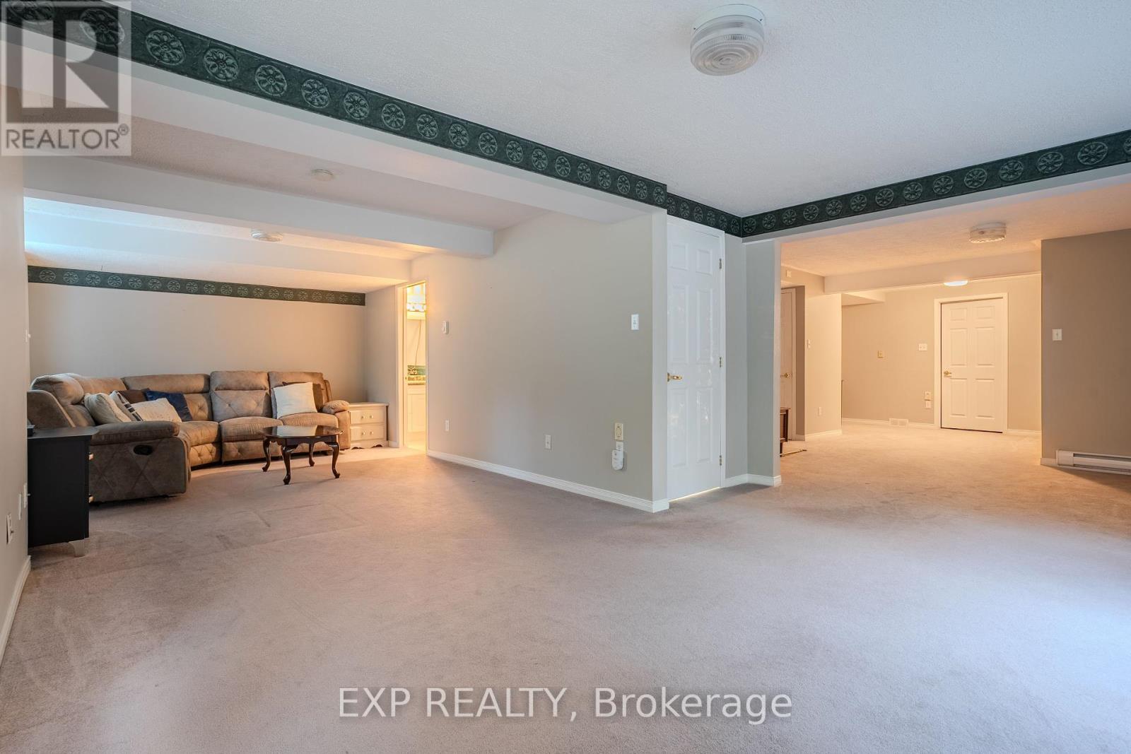 17 - 53 Bunting Road, St. Catharines (Secord Woods), ON - Indoor Photo Showing Other Room