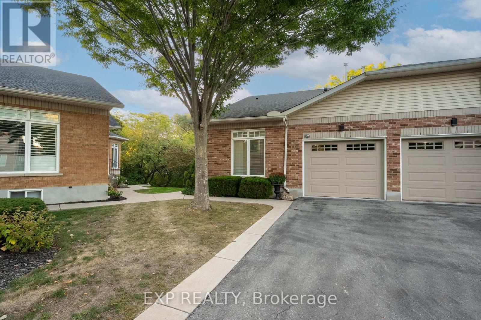 17 - 53 Bunting Road, St. Catharines (Secord Woods), ON - Outdoor