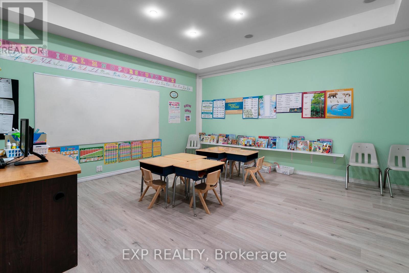 4675 Queen Street, Niagara Falls (Downtown), ON