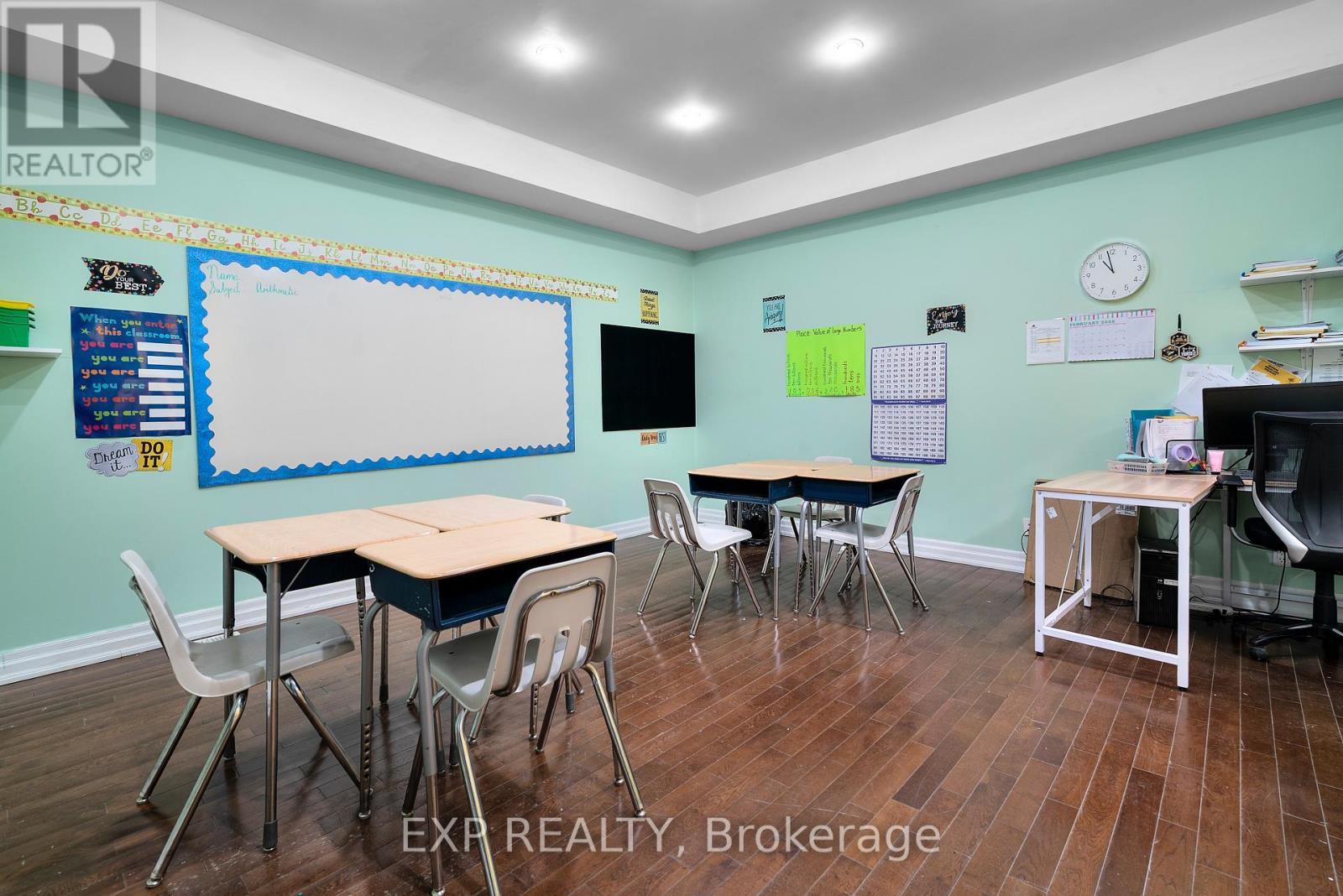 4675 Queen Street, Niagara Falls (Downtown), ON