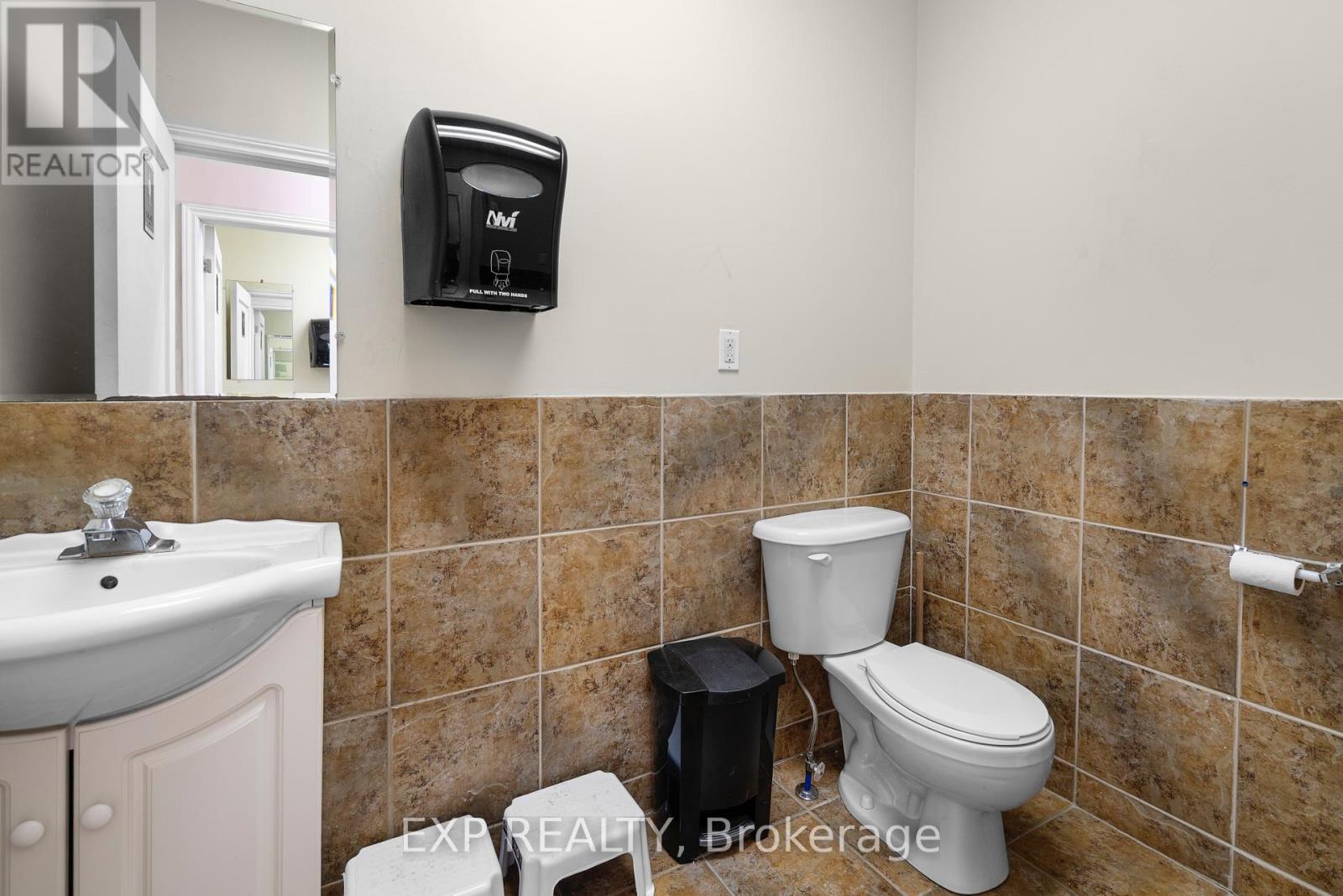 4675 Queen Street, Niagara Falls (Downtown), ON