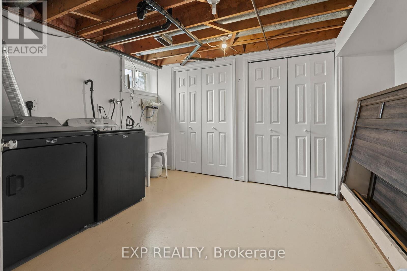 21419 Outred Road, Wainfleet (Marshville/Winger), ON - Indoor Photo Showing Laundry Room