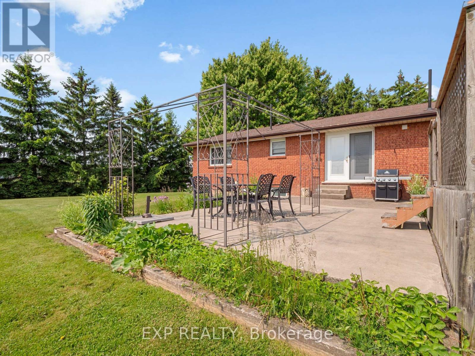 21419 Outred Road, Wainfleet (Marshville/Winger), ON - Outdoor With Deck Patio Veranda