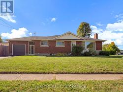 6570 SHERWOOD ROAD Niagara Falls (Morrison), ON L2E 5M4