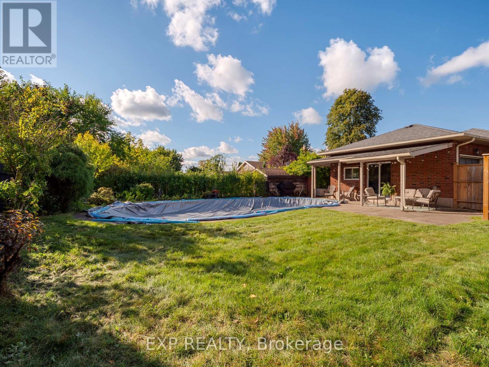 6570 Sherwood Road, Niagara Falls (Morrison), ON - Outdoor With Deck Patio Veranda