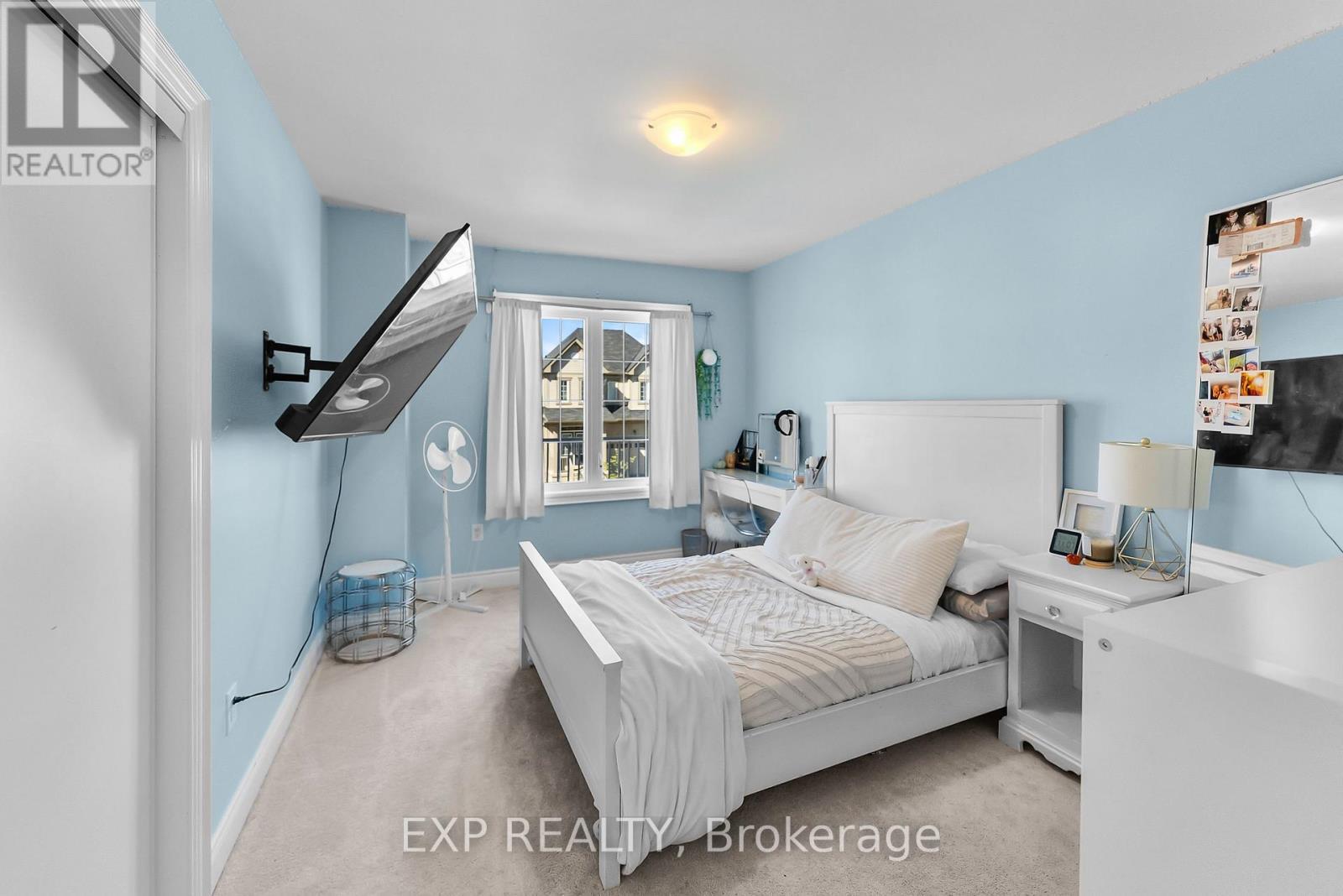 7712 Tupelo Crescent, Niagara Falls (Brown), ON - Indoor Photo Showing Bedroom