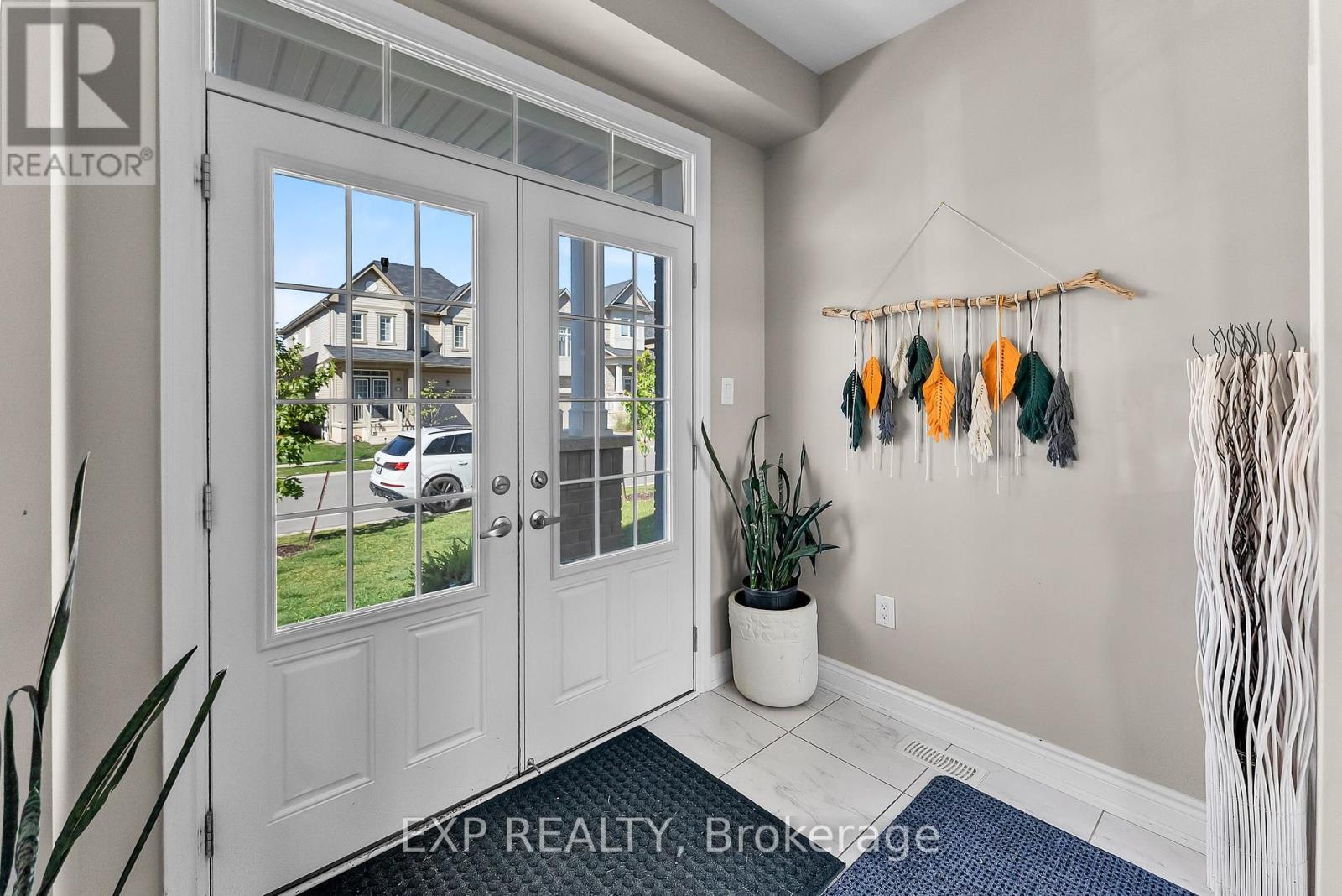 7712 Tupelo Crescent, Niagara Falls (Brown), ON - Indoor Photo Showing Other Room