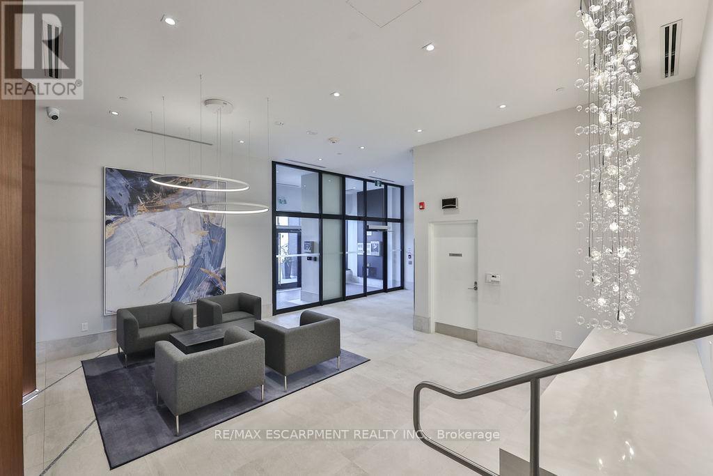 612 - 385 Winston Road, Grimsby, ON - Indoor Photo Showing Other Room