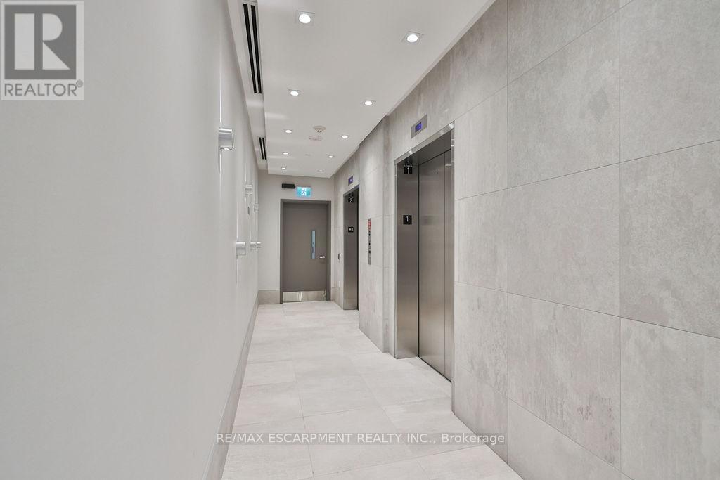 612 - 385 Winston Road, Grimsby, ON - Indoor Photo Showing Other Room