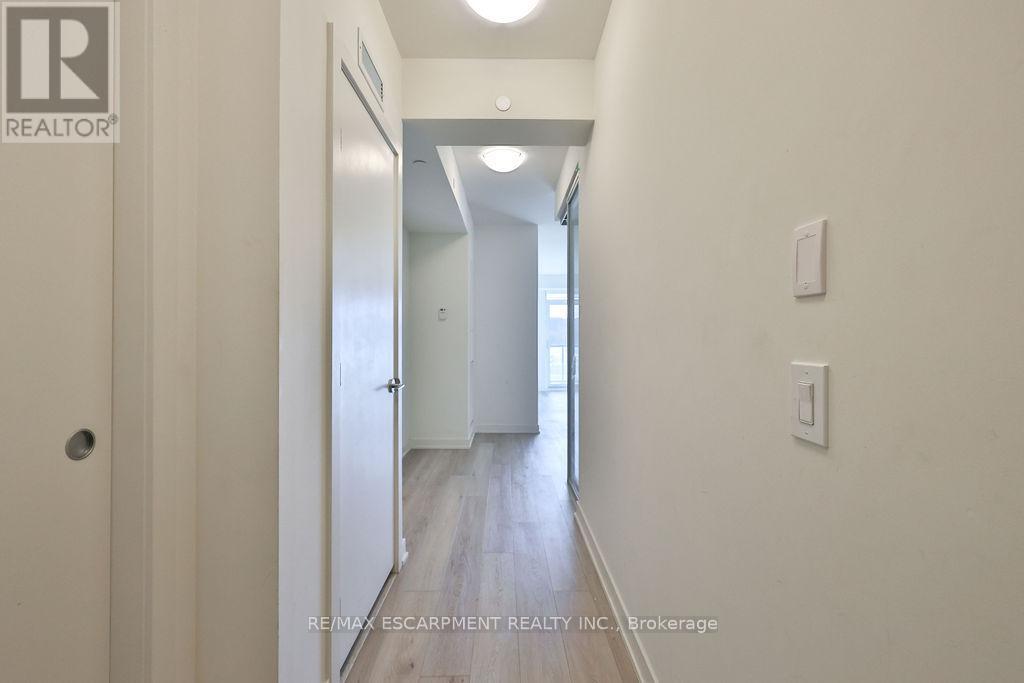 612 - 385 Winston Road, Grimsby, ON - Indoor Photo Showing Other Room