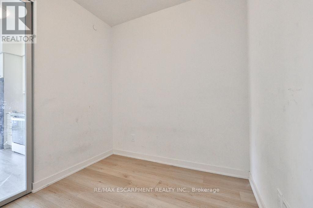 612 - 385 Winston Road, Grimsby, ON - Indoor Photo Showing Other Room