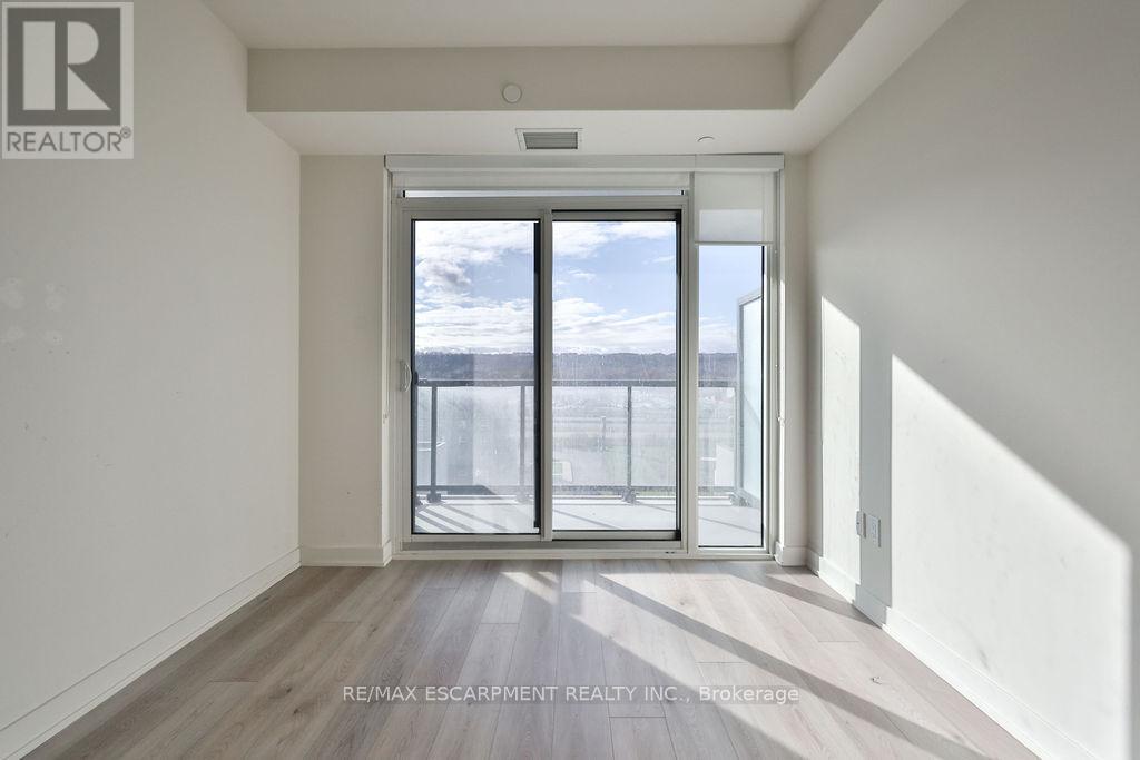 612 - 385 Winston Road, Grimsby, ON - Indoor Photo Showing Other Room