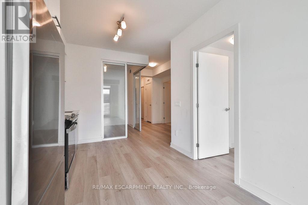 612 - 385 Winston Road, Grimsby, ON - Indoor Photo Showing Other Room