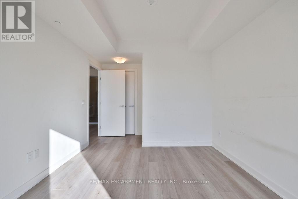 612 - 385 Winston Road, Grimsby, ON - Indoor Photo Showing Other Room