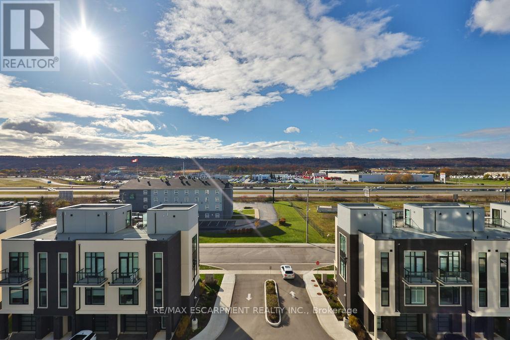 612 - 385 Winston Road, Grimsby, ON - Outdoor With View