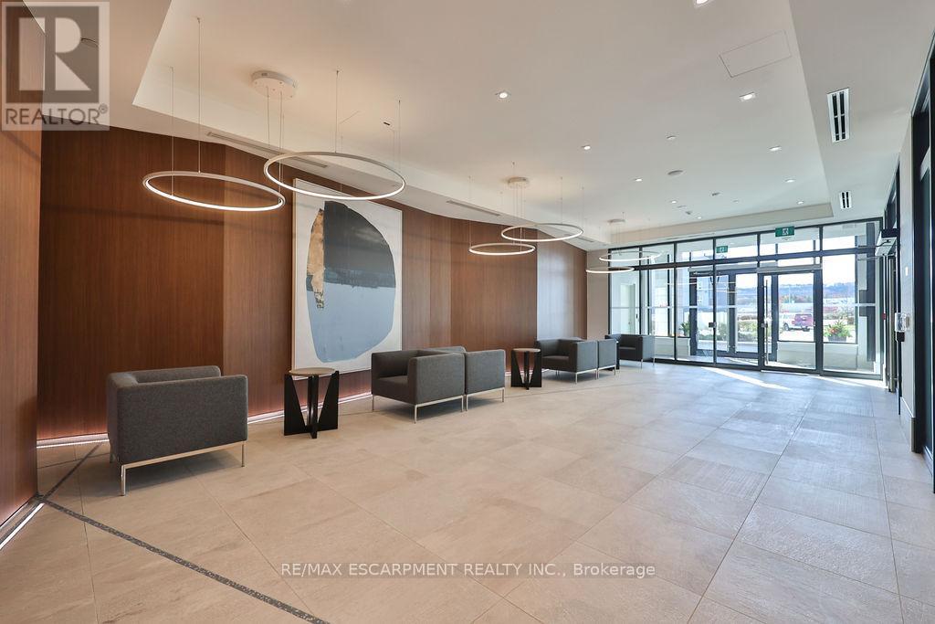 612 - 385 Winston Road, Grimsby, ON - Indoor Photo Showing Other Room