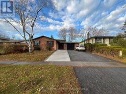7043 BONNIE STREET Niagara Falls, ON L2G 7N1