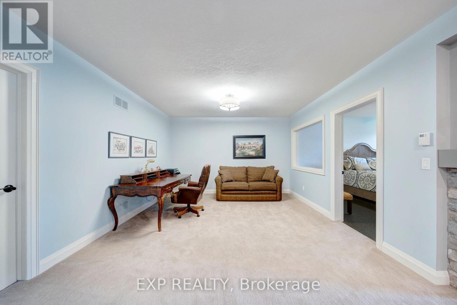 48 Timmsdale Crescent, Pelham (Fonthill), ON - Indoor Photo Showing Other Room