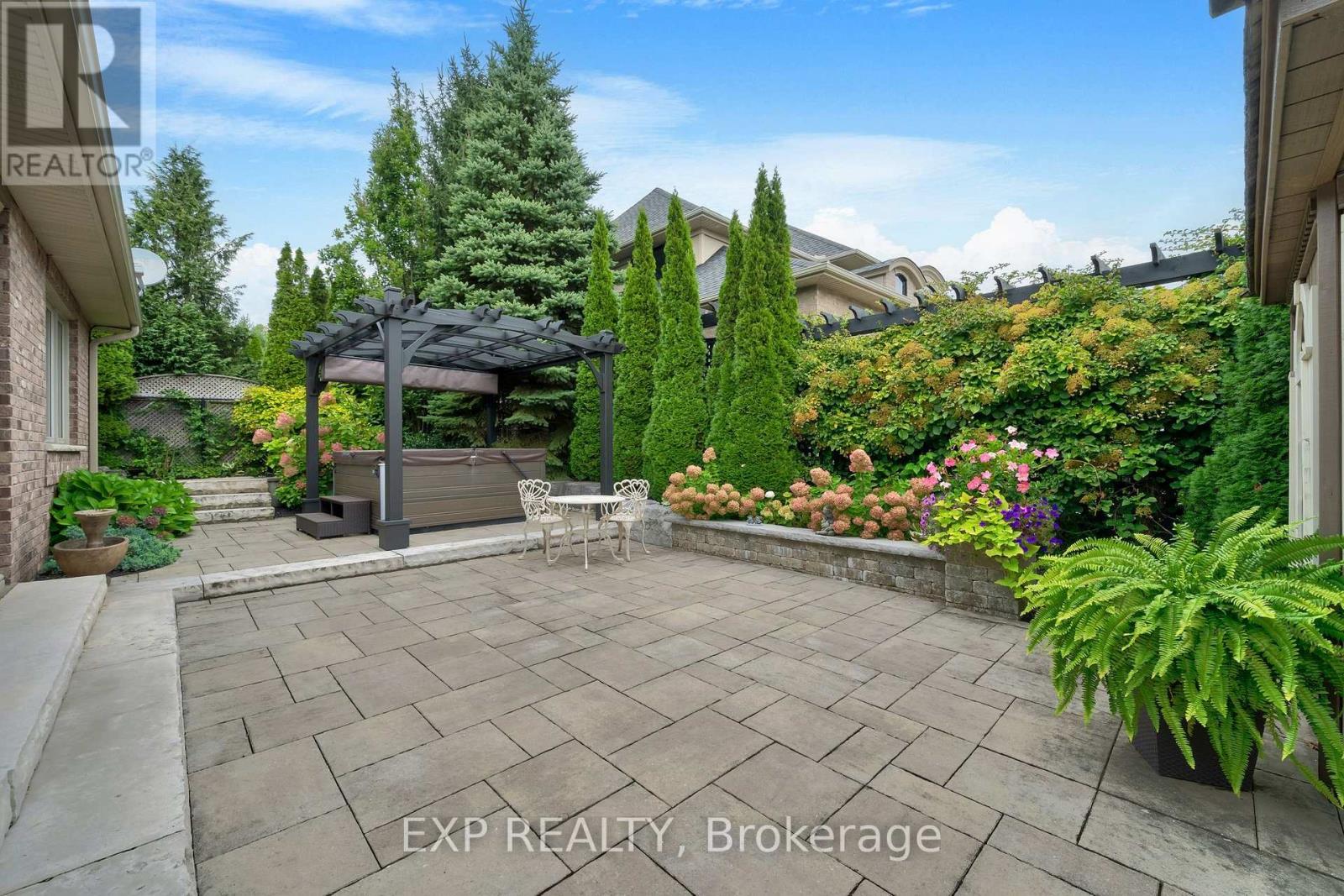 48 Timmsdale Crescent, Pelham (Fonthill), ON - Outdoor