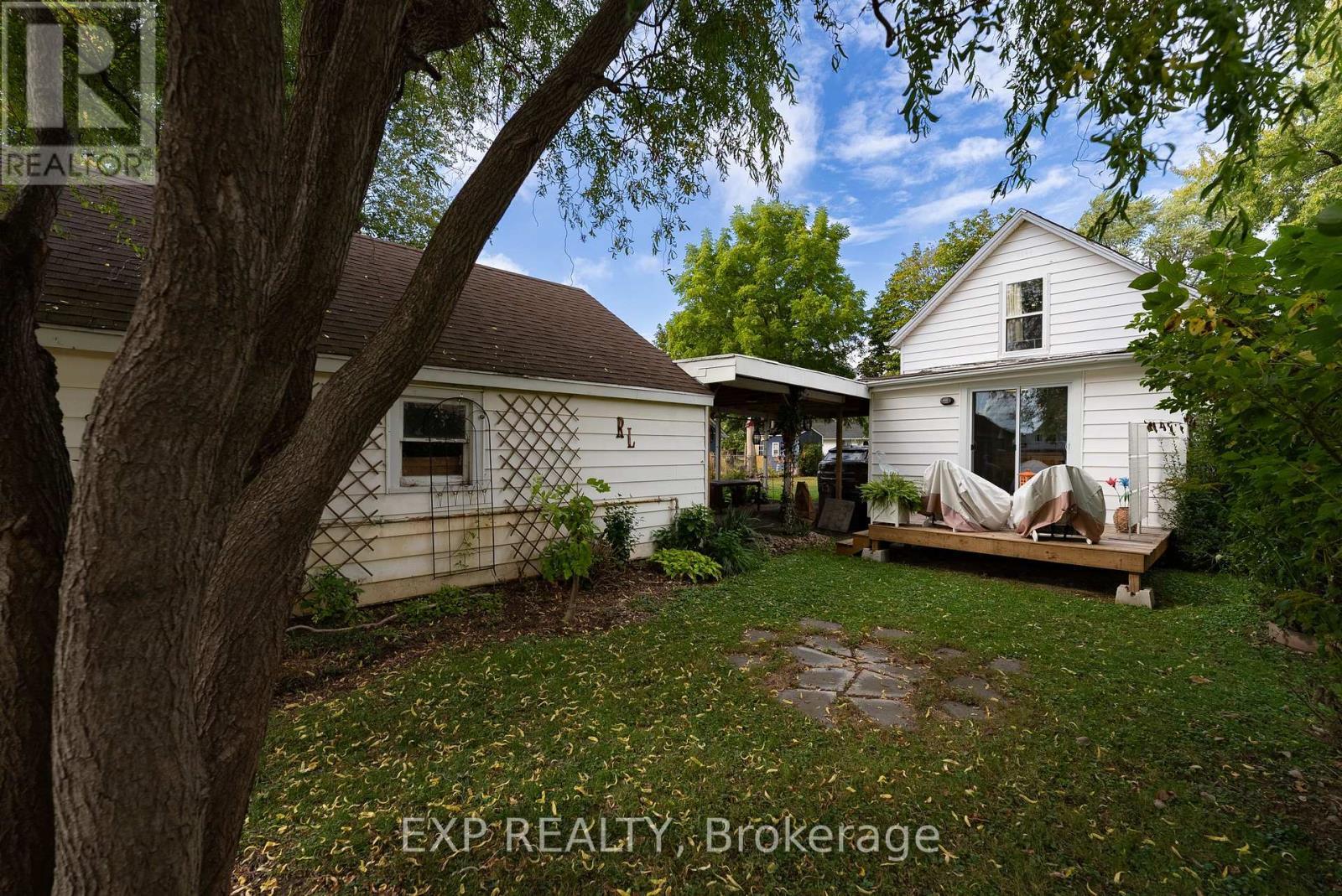 3791 Fairfield Avenue, Fort Erie (Crystal Beach), ON - Outdoor With Deck Patio Veranda