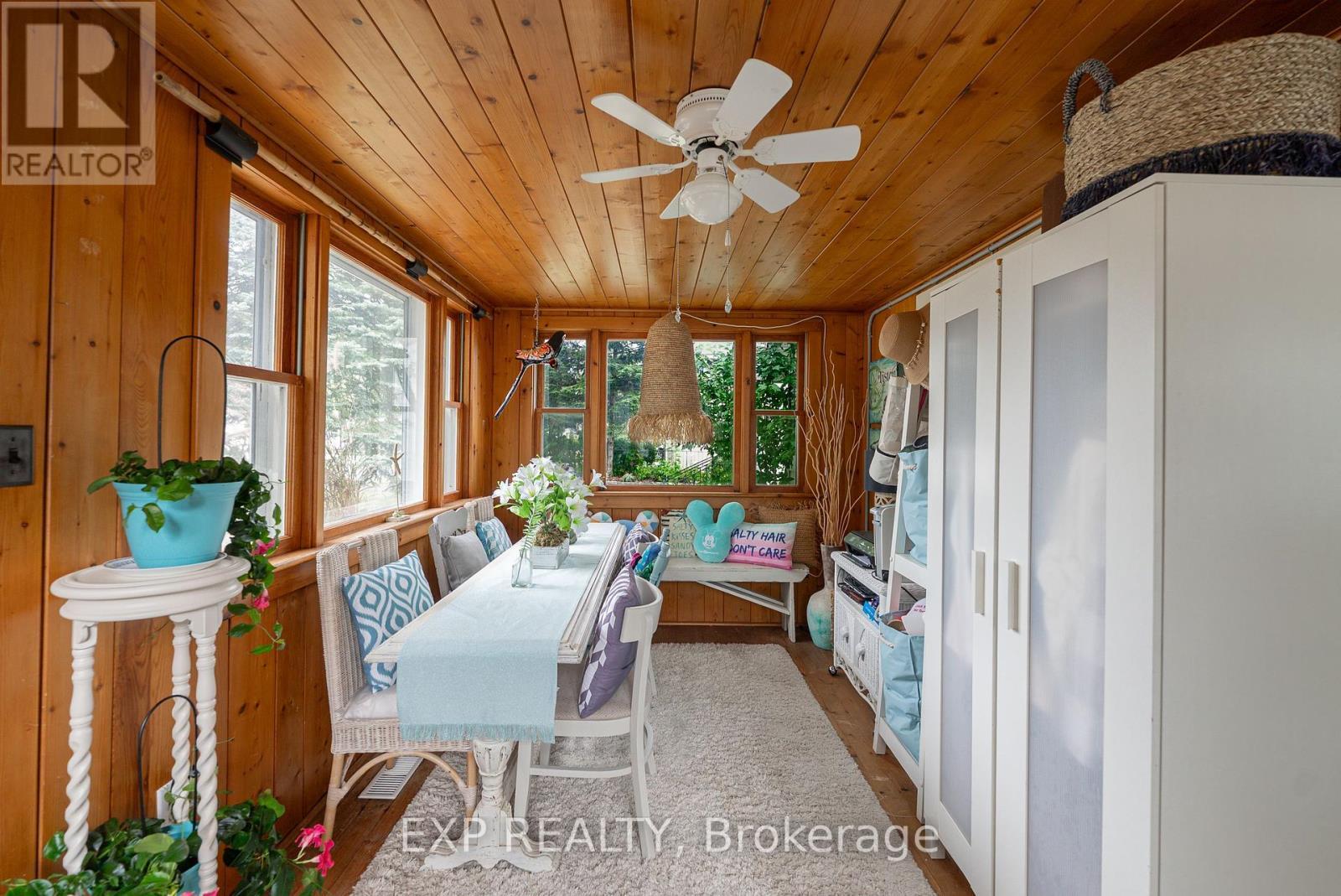 3791 Fairfield Avenue, Fort Erie (Crystal Beach), ON - Indoor Photo Showing Dining Room