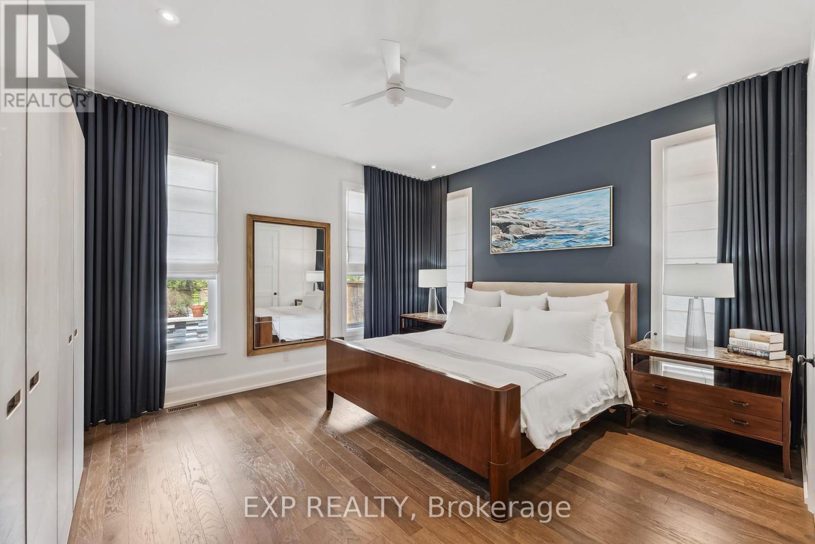 14 Angels Drive, Niagara-On-The-Lake (St. Davids), ON - Indoor Photo Showing Bedroom