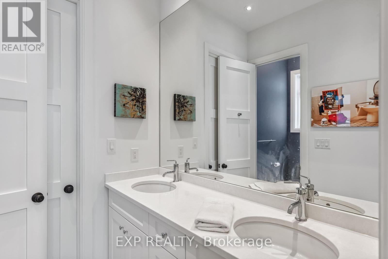 14 Angels Drive, Niagara-On-The-Lake (St. Davids), ON - Indoor Photo Showing Bathroom
