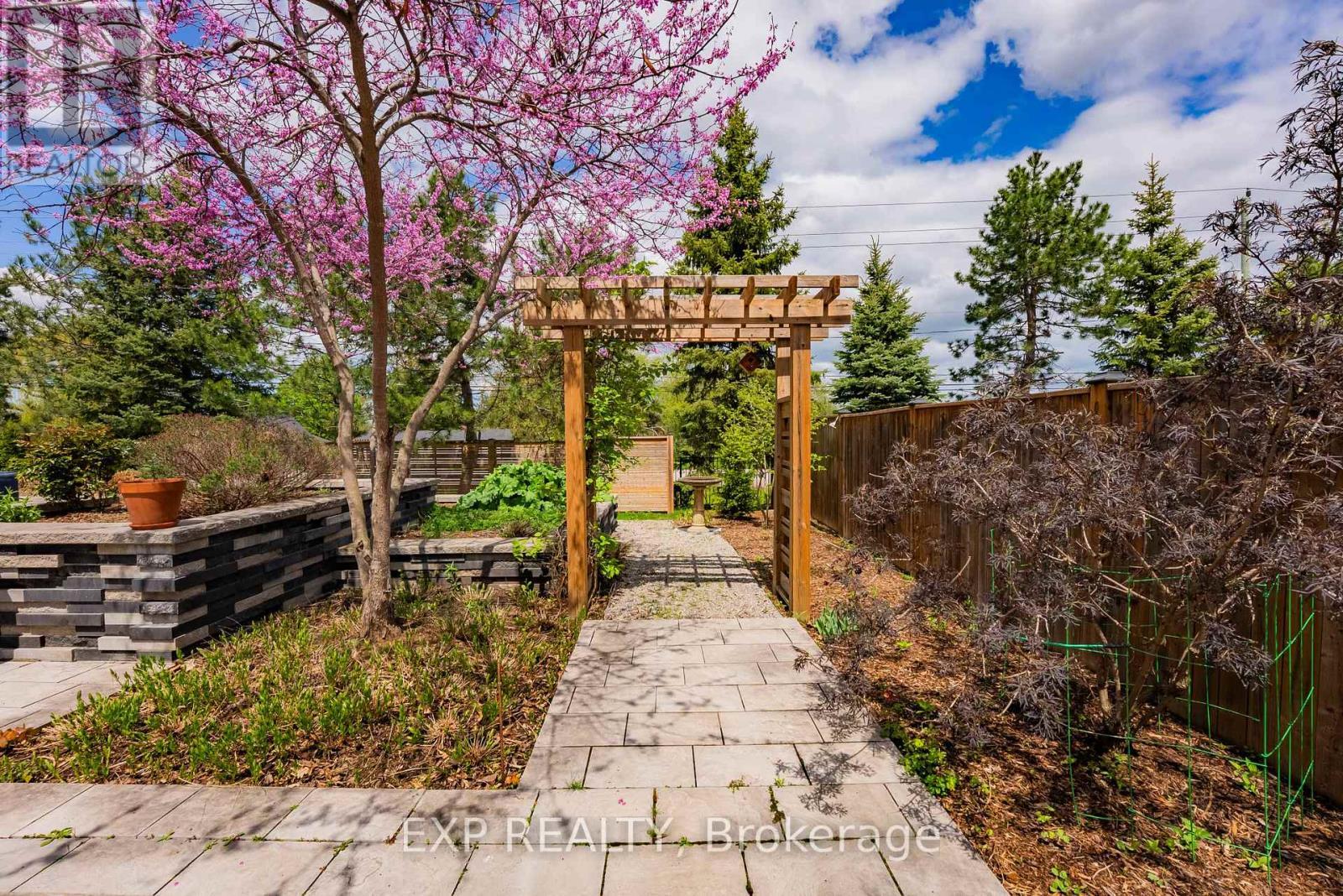 14 Angels Drive, Niagara-On-The-Lake (St. Davids), ON - Outdoor