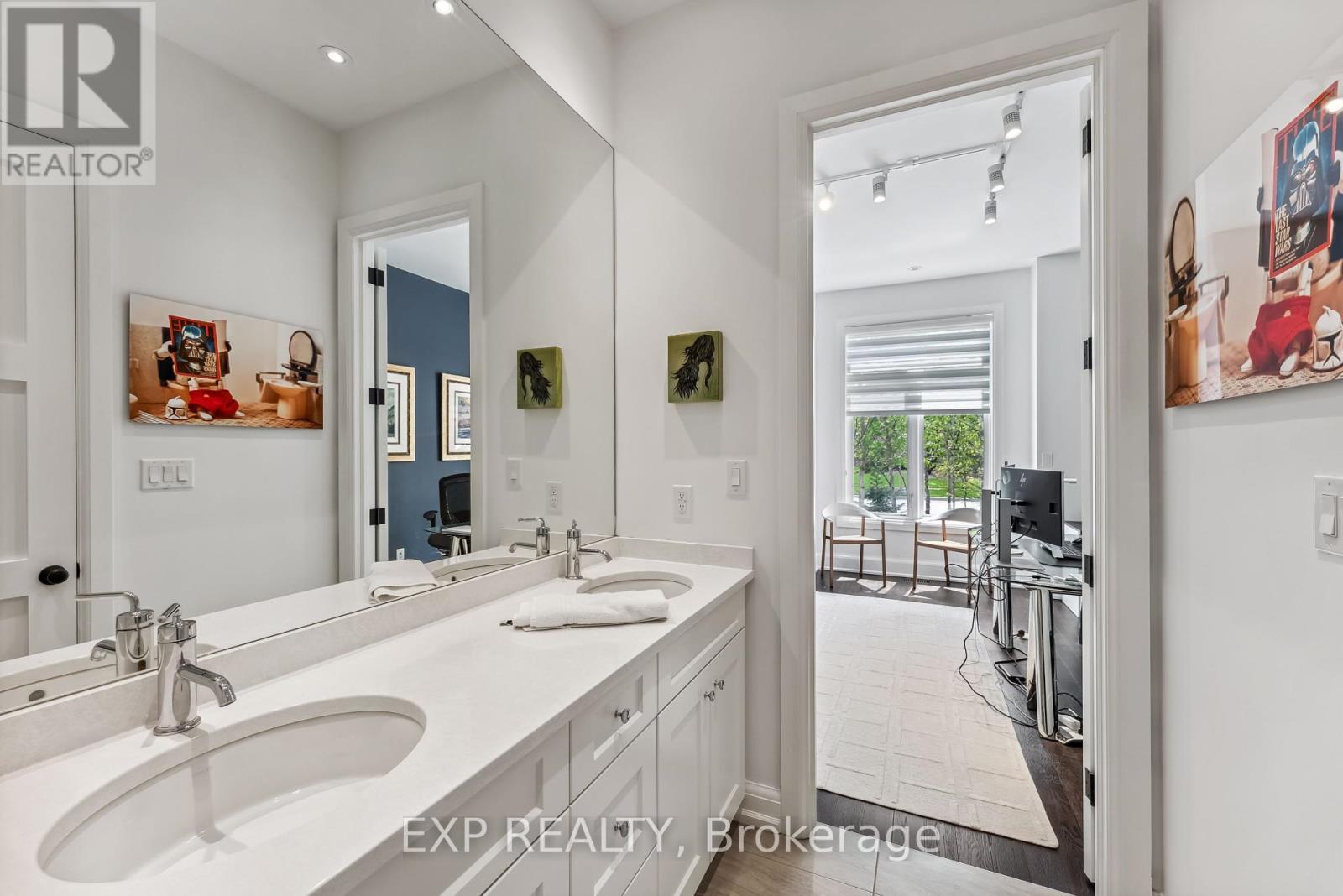 14 Angels Drive, Niagara-On-The-Lake (St. Davids), ON - Indoor Photo Showing Bathroom