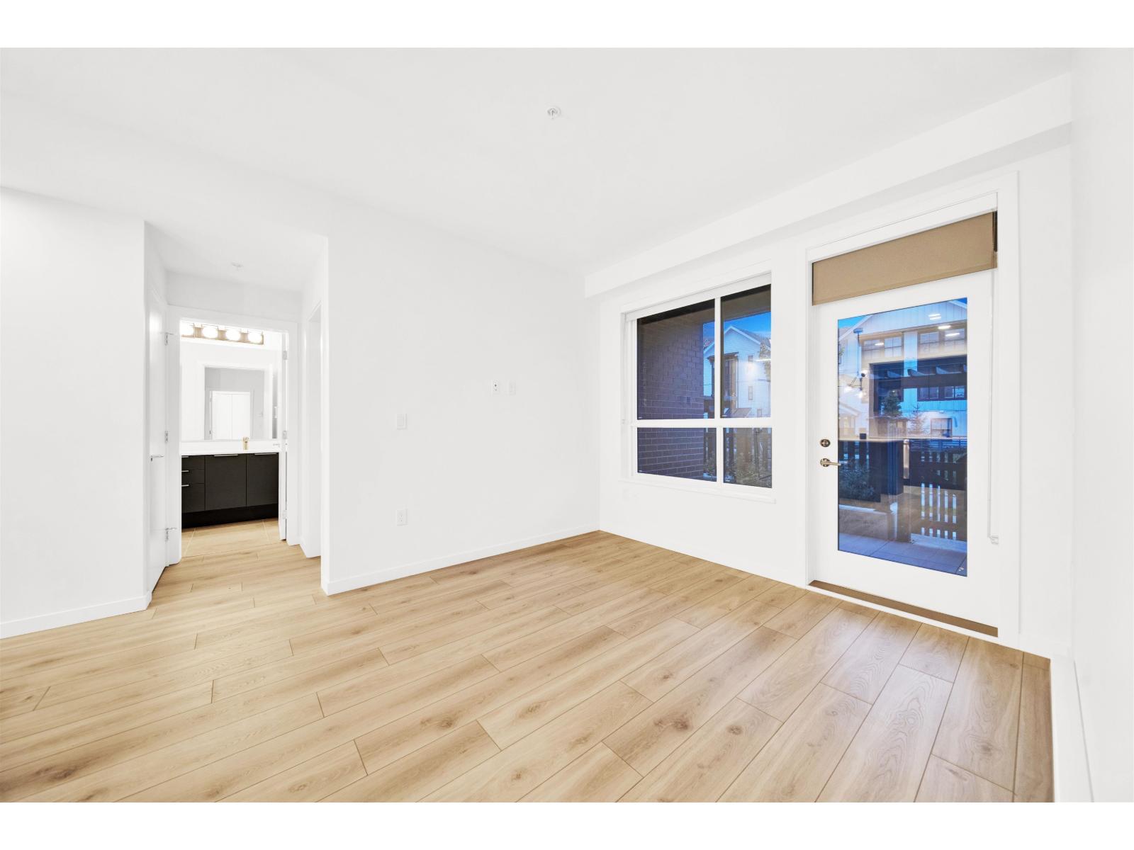 109 7936 206 Street, Langley, BC - Indoor Photo Showing Other Room