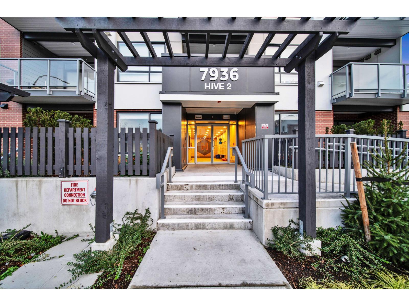 109 7936 206 Street, Langley, BC - Outdoor