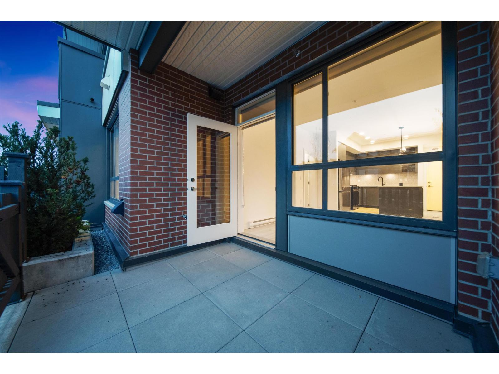 109 7936 206 Street, Langley, BC - Outdoor With Exterior