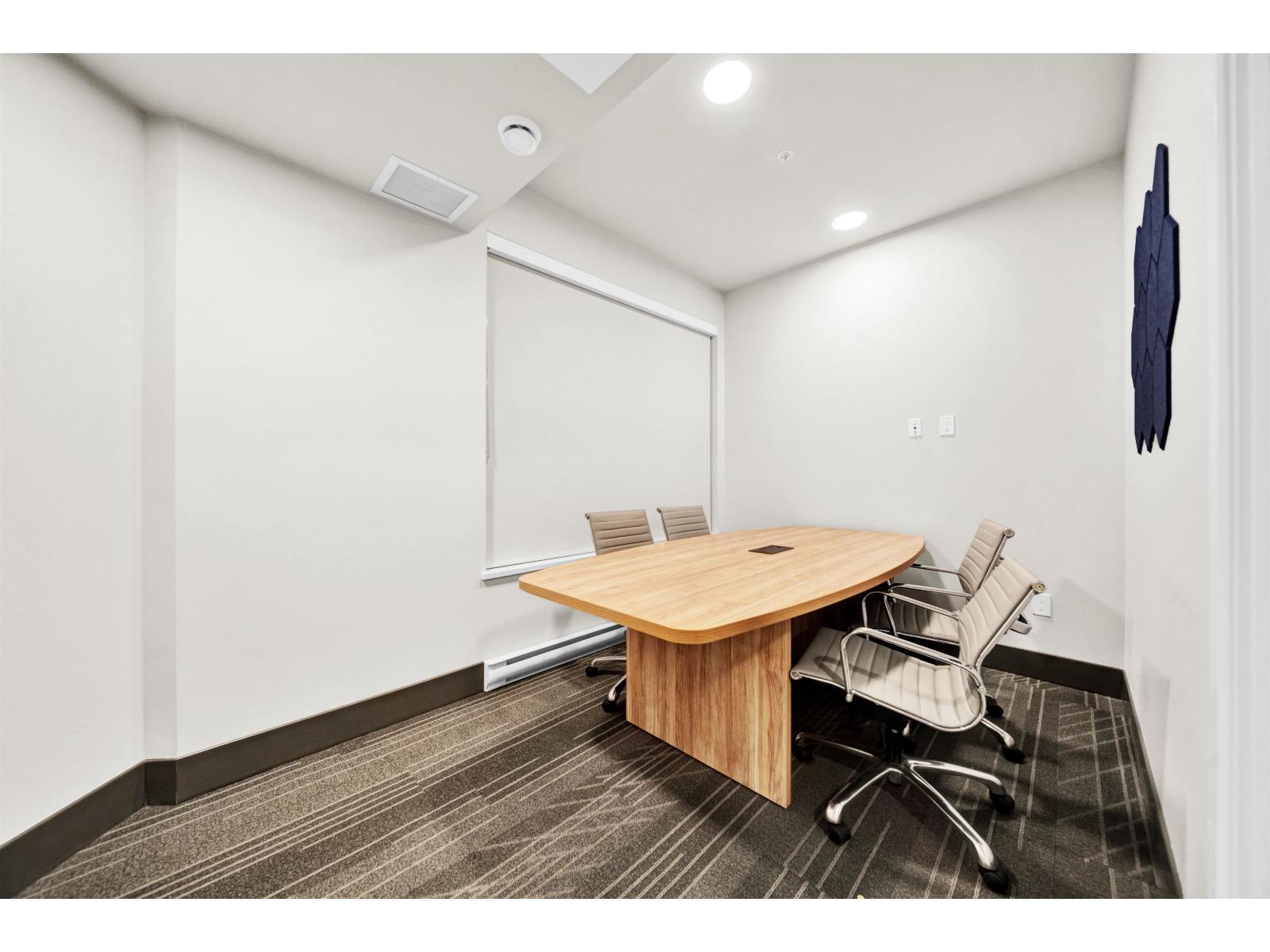 109 7936 206 Street, Langley, BC - Indoor