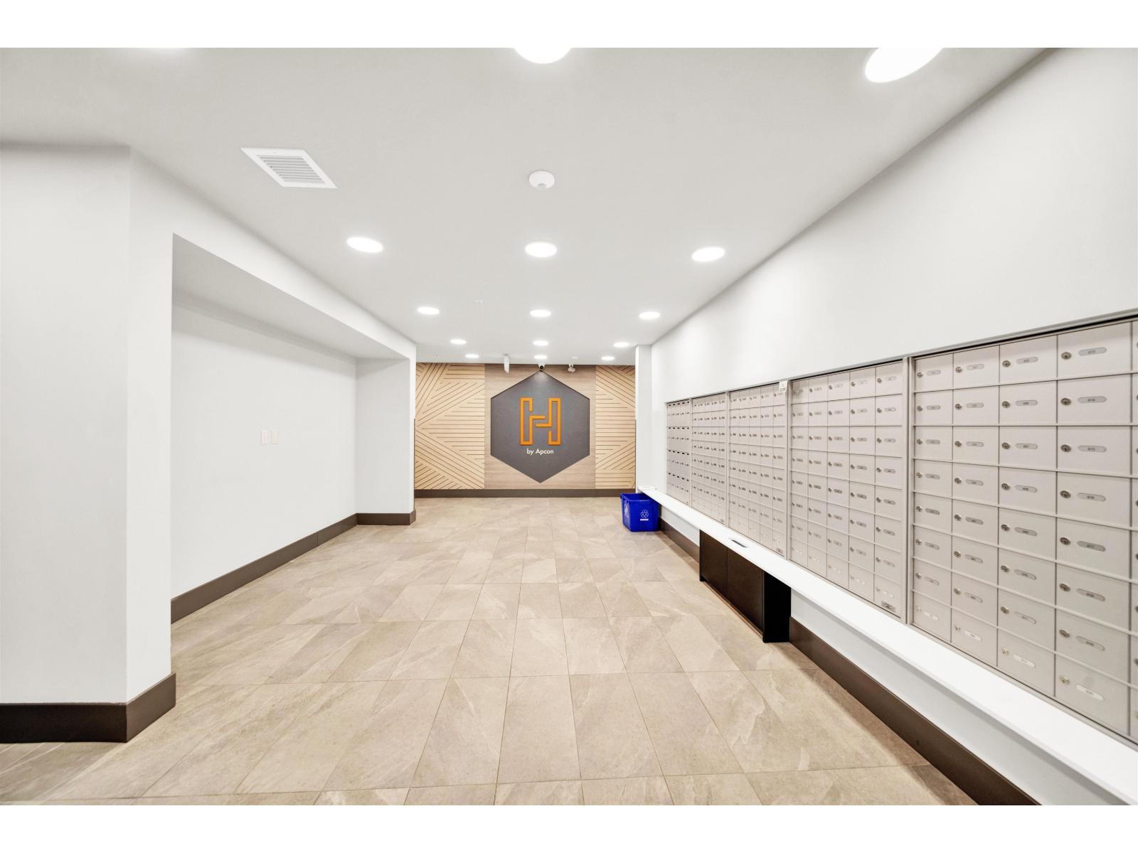 109 7936 206 Street, Langley, BC - Indoor Photo Showing Other Room