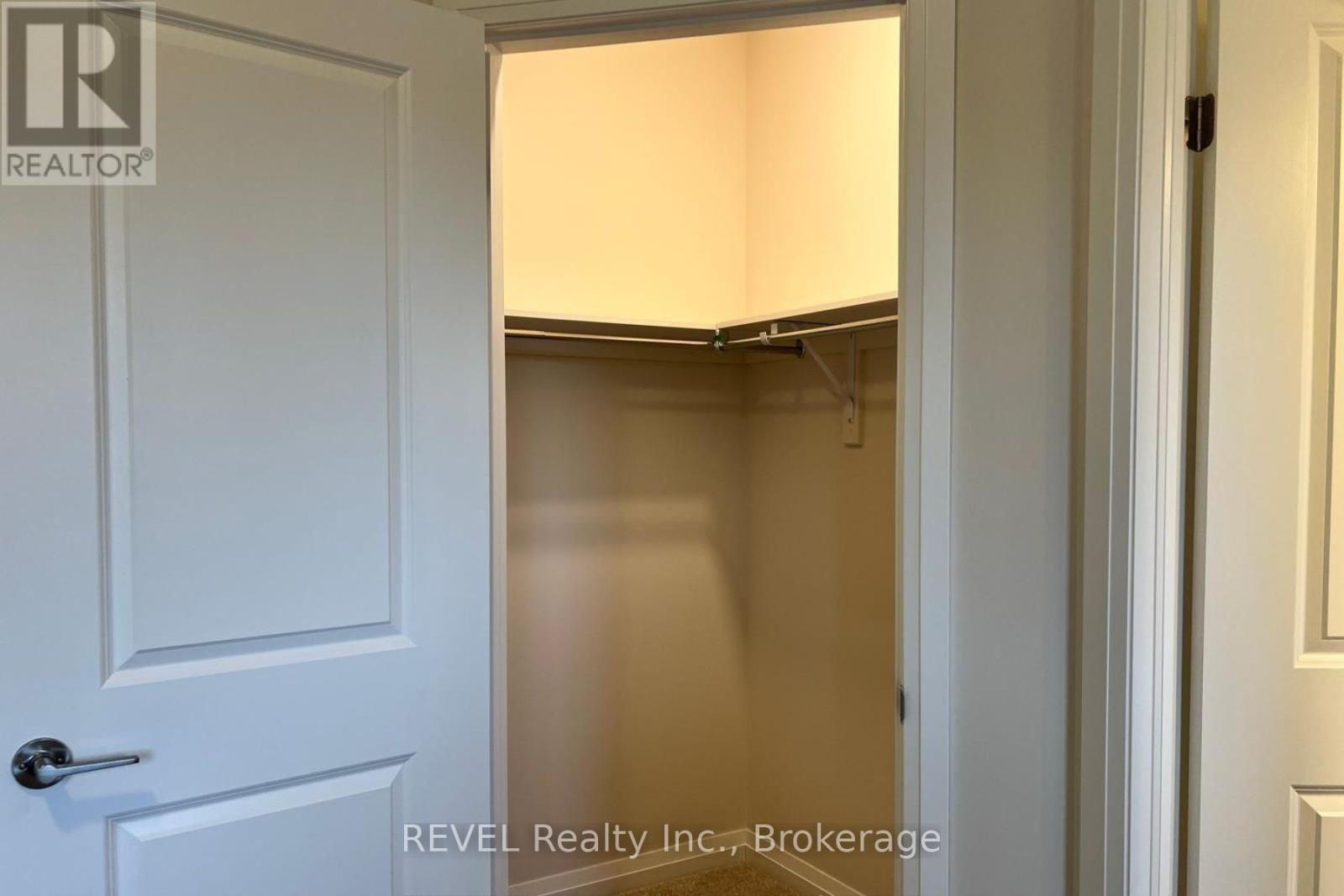 1013 Kraft Road N, Fort Erie (Crescent Park), ON - Indoor