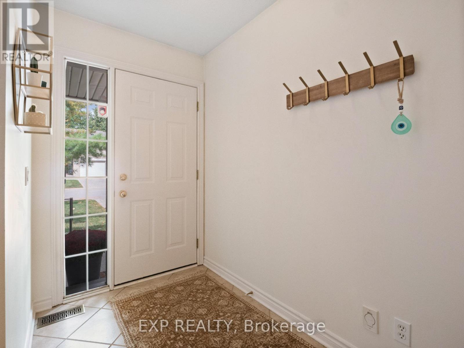 23 - 3241 Montrose Road, Niagara Falls (Mt. Carmel), ON - Indoor Photo Showing Other Room