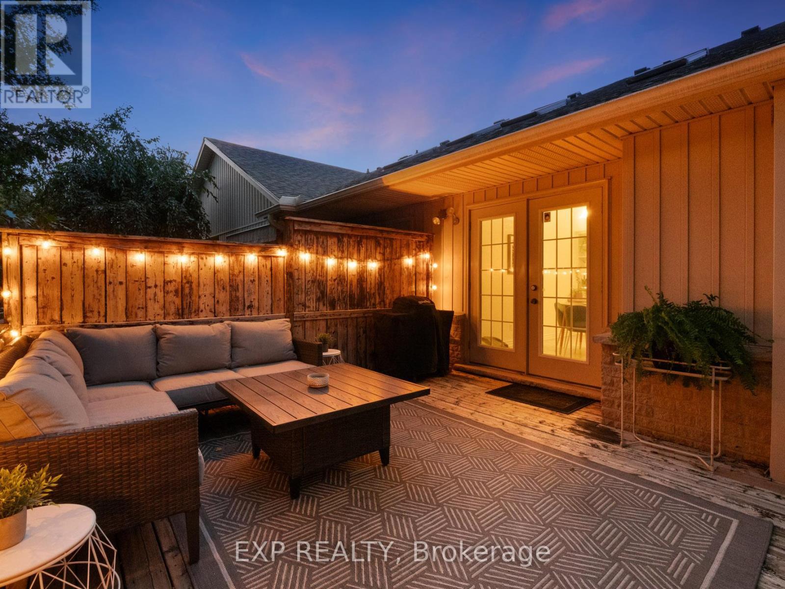 23 - 3241 Montrose Road, Niagara Falls (Mt. Carmel), ON - Outdoor With Deck Patio Veranda