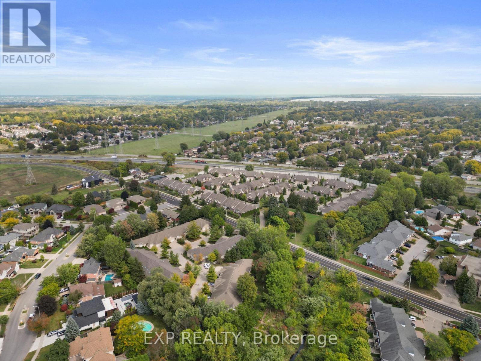 23 - 3241 Montrose Road, Niagara Falls (Mt. Carmel), ON - Outdoor With View