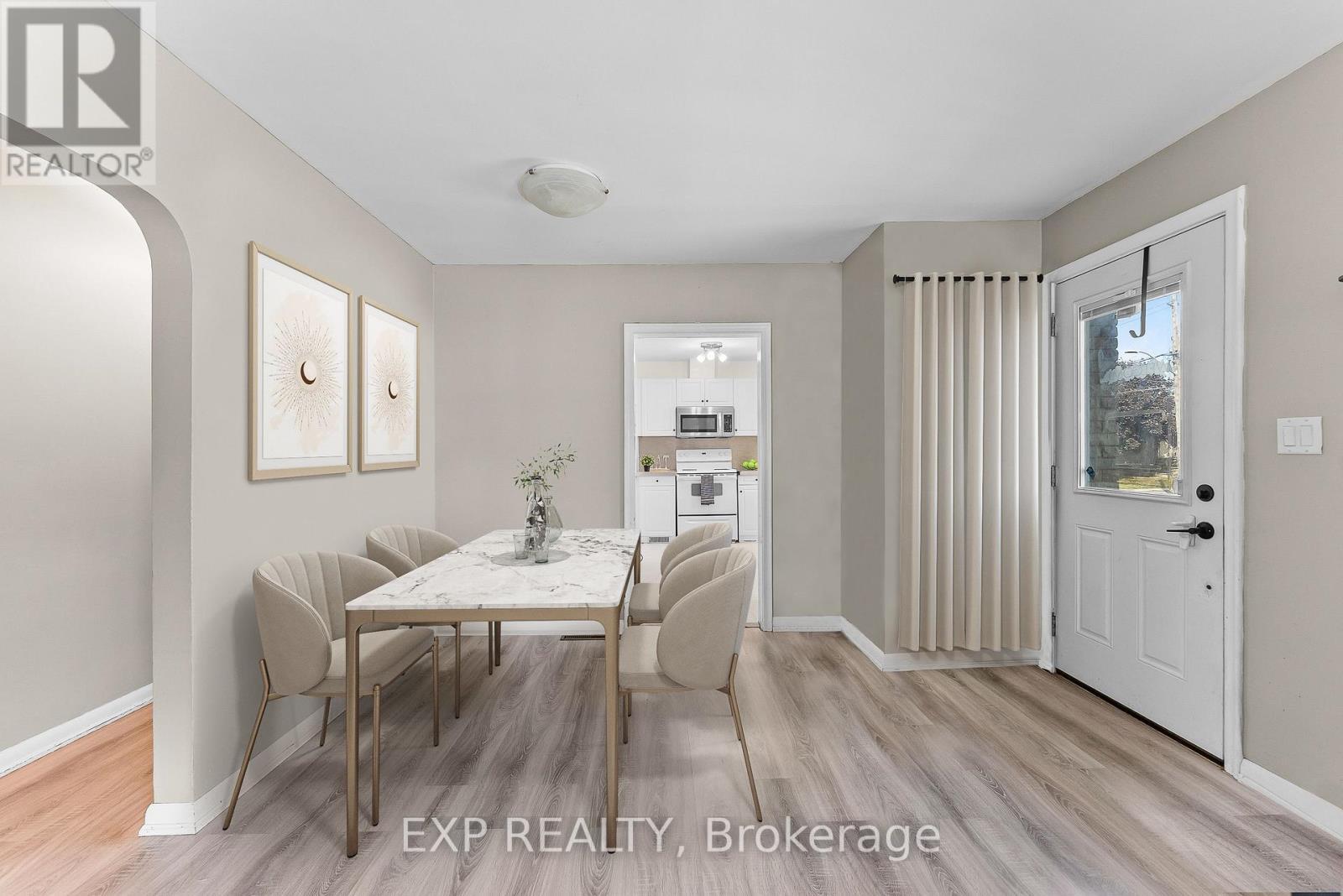 Virtually staged - 2 Homewood Avenue, Port Colborne (Sugarloaf), ON - Indoor Photo Showing Dining Room