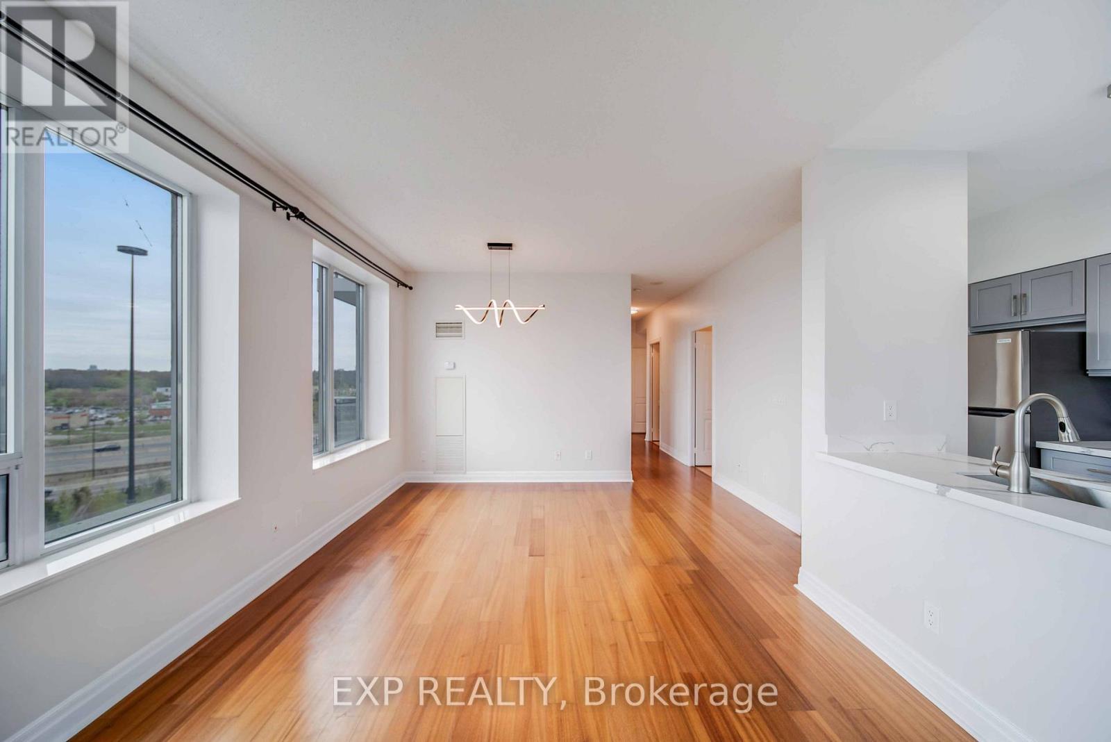 1003 - 2119 Lakeshore Boulevard W, Toronto (Mimico), ON - Indoor