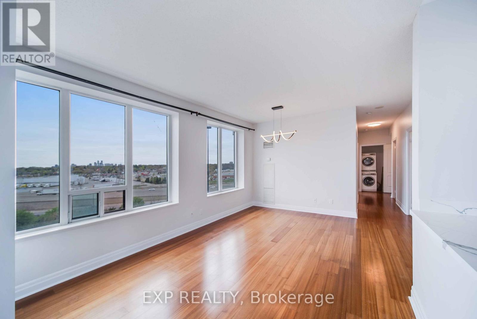 1003 - 2119 Lakeshore Boulevard W, Toronto (Mimico), ON - Indoor Photo Showing Other Room