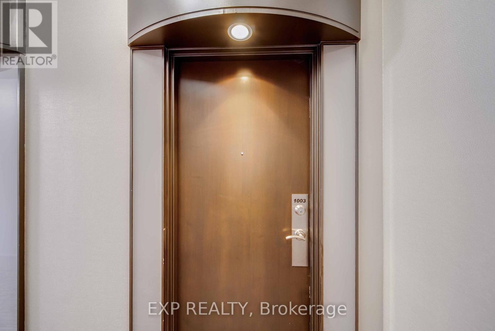 1003 - 2119 Lakeshore Boulevard W, Toronto (Mimico), ON - Indoor