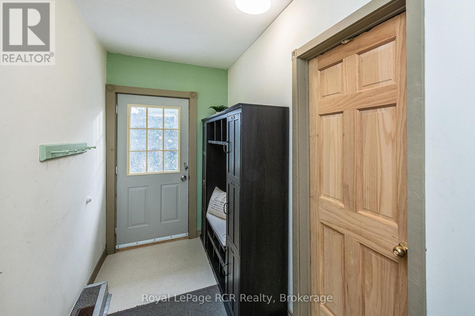 37 Centre Street, Orangeville, ON - Indoor Photo Showing Other Room