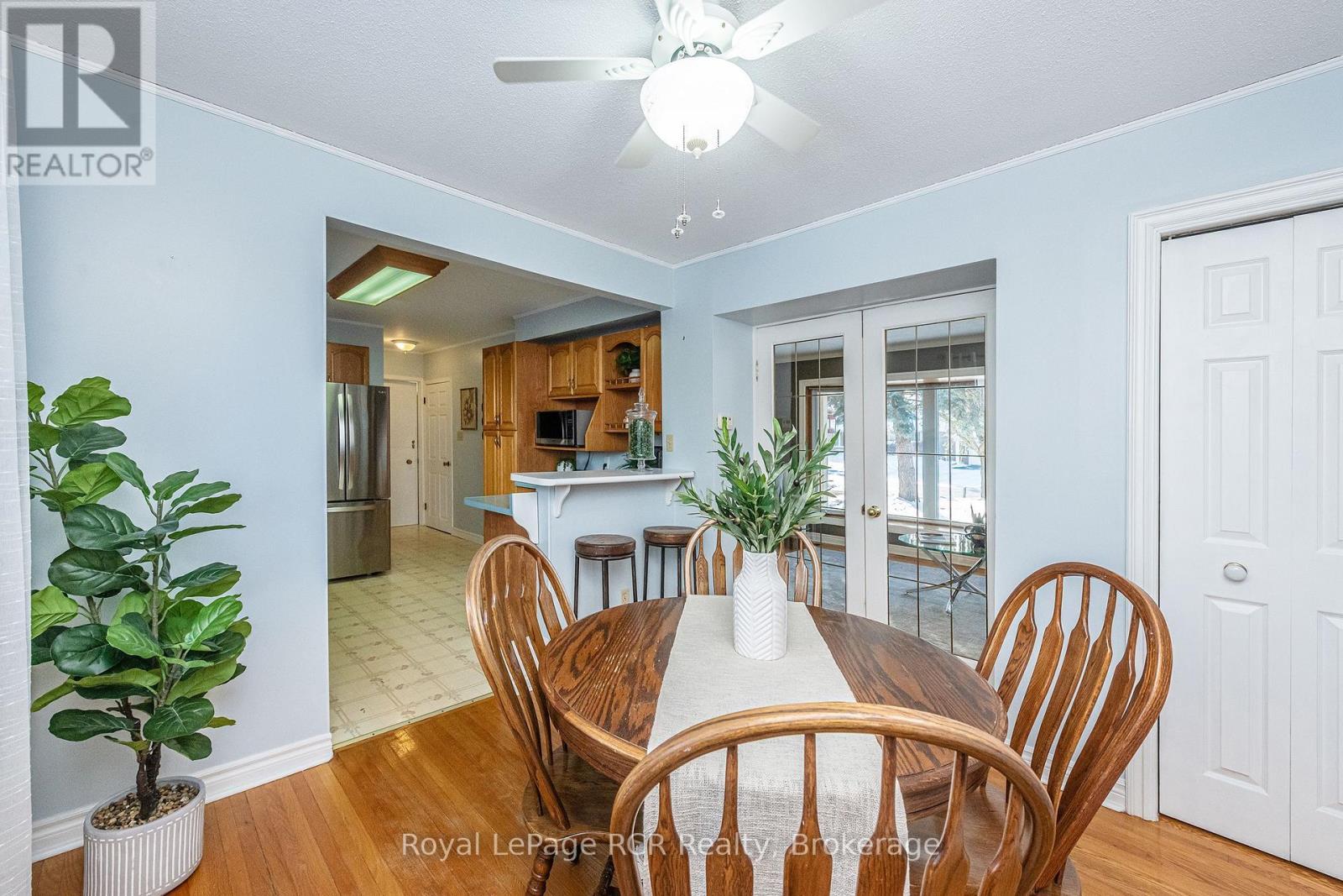 37 Centre Street, Orangeville, ON - Indoor Photo Showing Dining Room